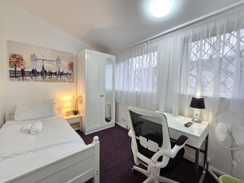 Room 4
