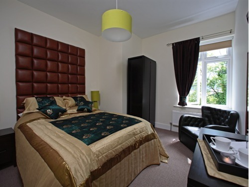 Avani (ava-knee) King Bed