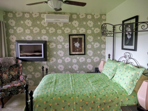 Suite-Private Bathroom-Countryside view-The Grand View Suite