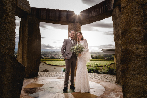 Brautpaar am Stonehenge