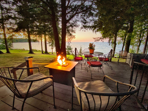 We have.a great view from both fire pits! 