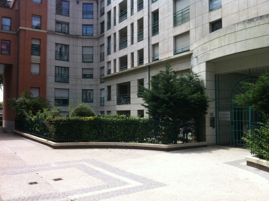 Vue extérieur du jardin privé de l’appartement