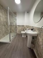 Ground Floor Ensuite 
