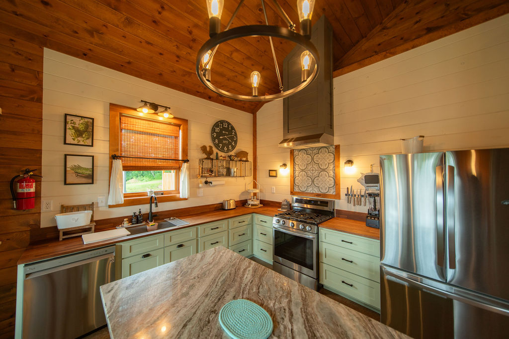 The Farmhouse on Barton | Photo 15