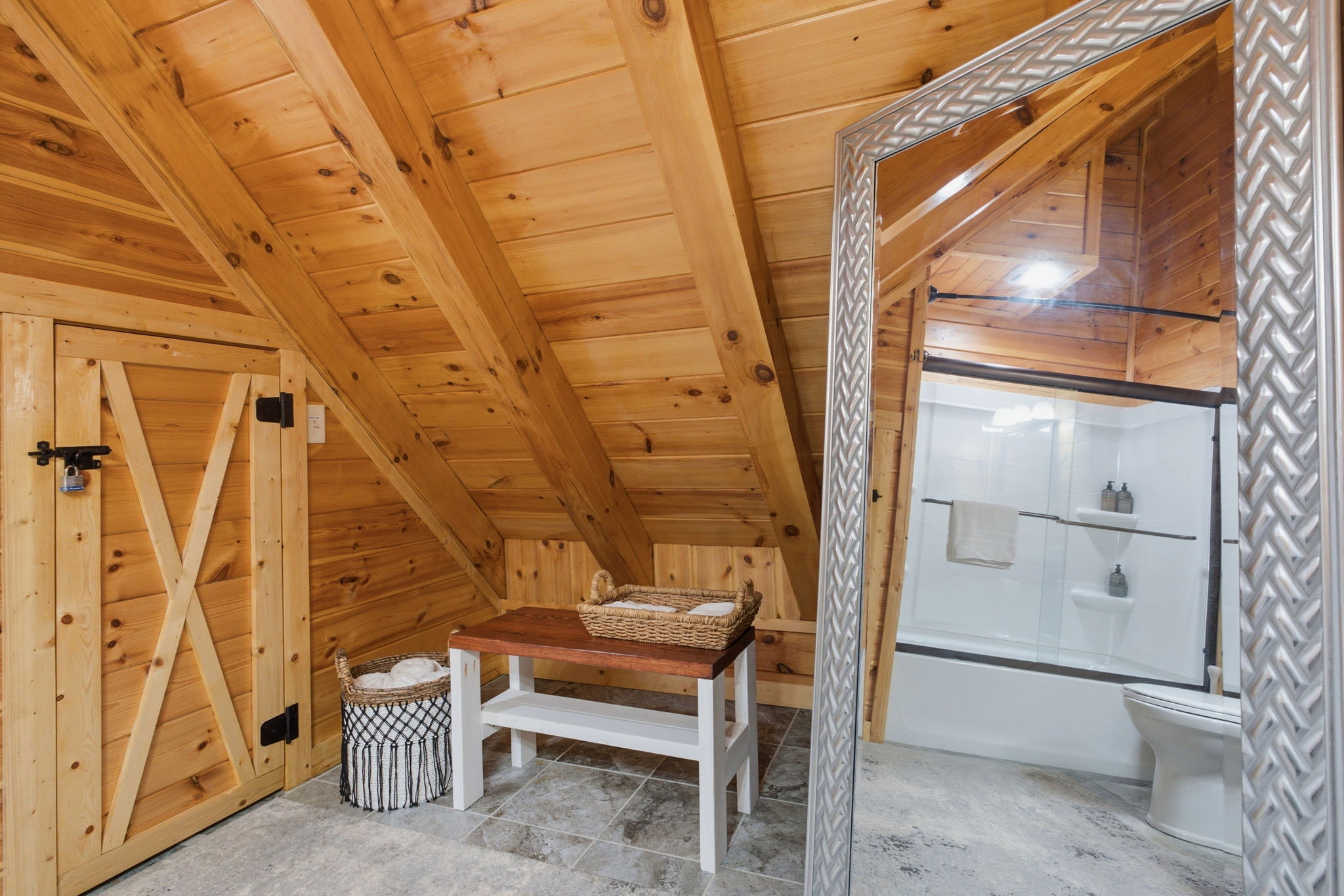 Firefly Hollow Lodge | Photo 54