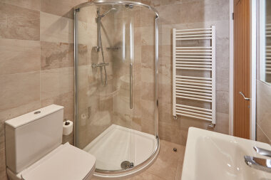 King Bedroom En-Suite