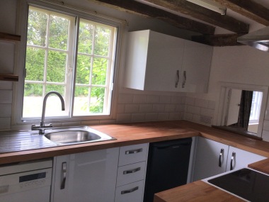 Kitchen with appliances 