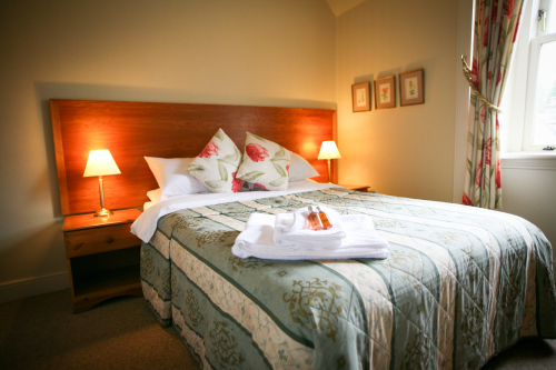 Double room-Standard-Ensuite with Shower-Countryside view