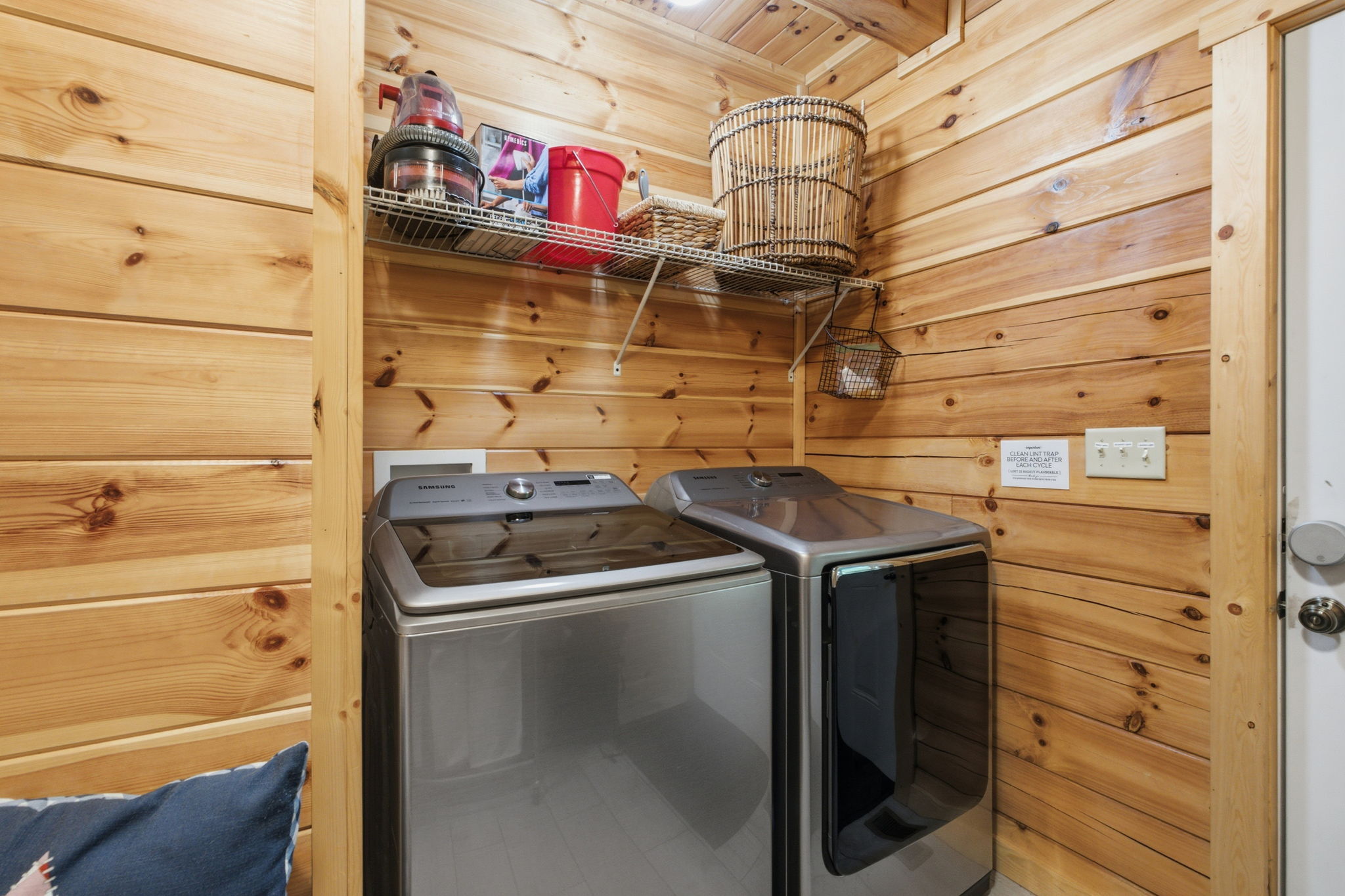 Firefly Hollow Lodge | Photo 39