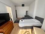 Lounge/bedroom