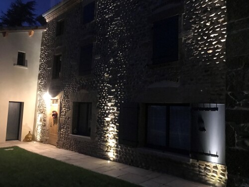 Façade de nuit