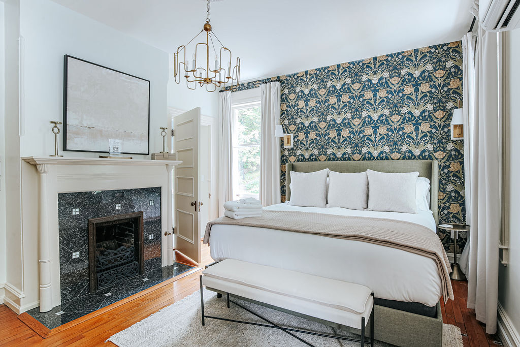 The Edward Suite -Suite-Private Bathroom