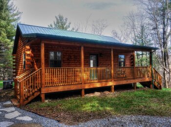 Hickory Hideaway Cabins - The Pioneer - 