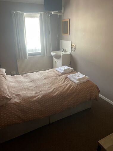 Room 4D Budget Double