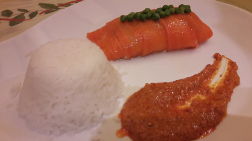 A la table d'hôtes : dos de cabillaud en robe de carotte, sauce au chorizo