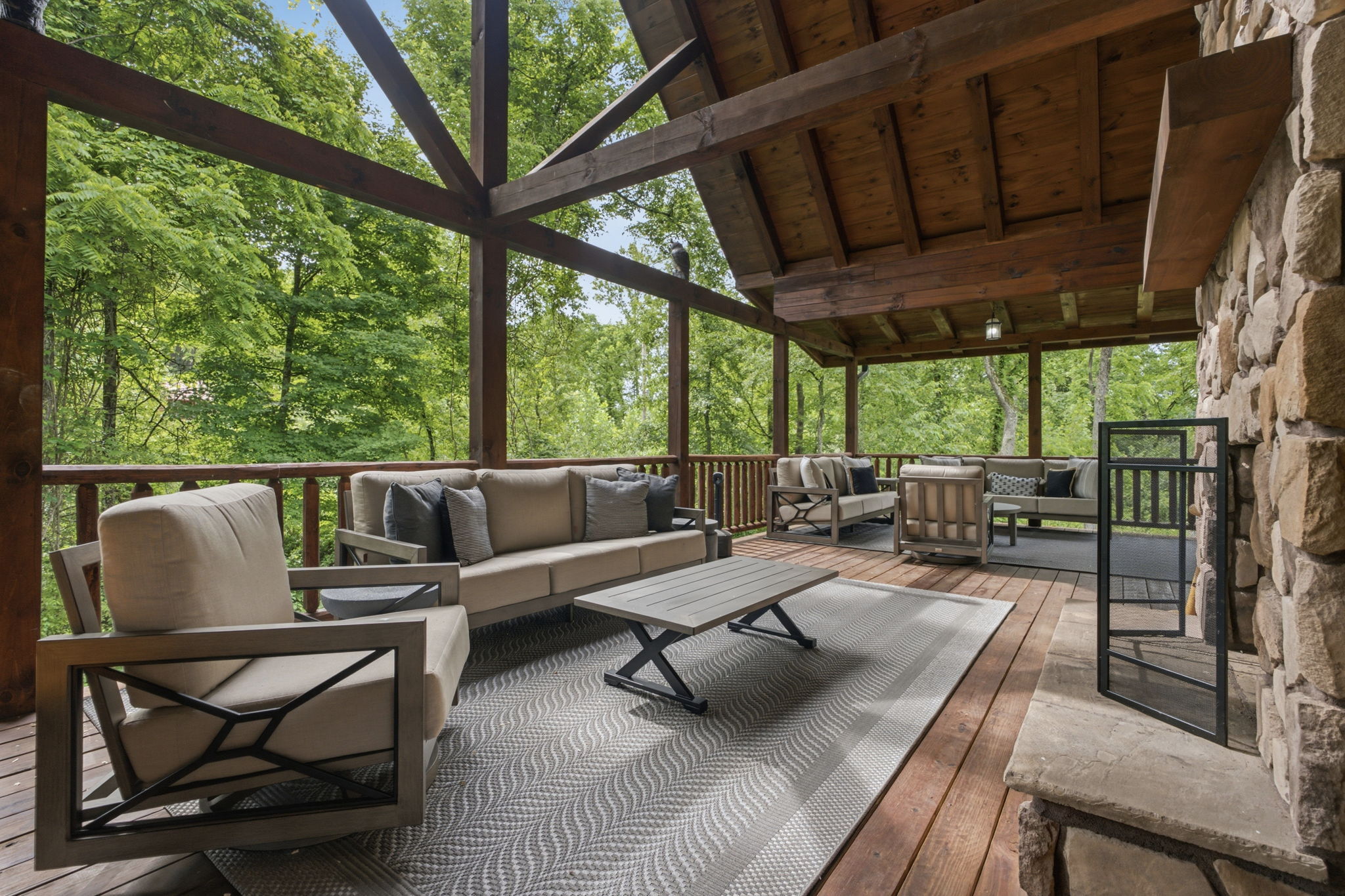 Firefly Hollow Lodge | Photo 88