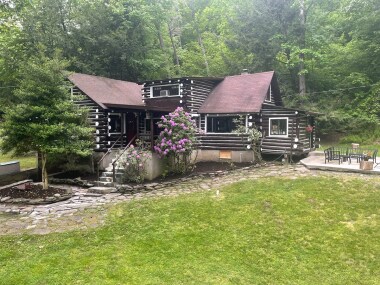 Welcome to Stony Creek Lodge!