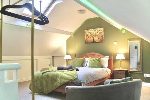 Bedroom 4 - Spacious and reclusive loft bedroom
