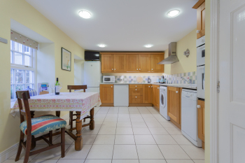 Kitchen - Kitchen West Wing