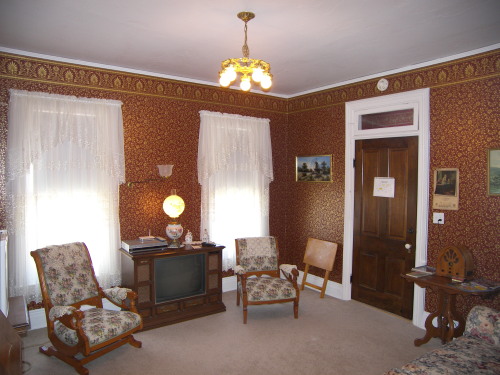 Guest sitting room