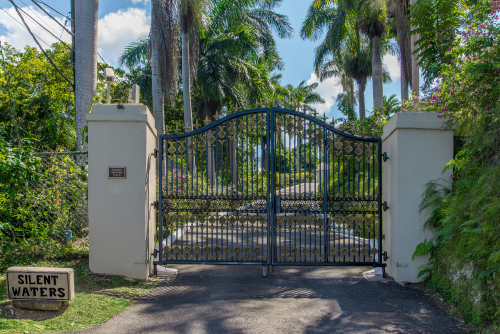 Security Gate - Closed