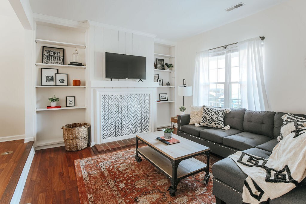 Cool Spring Townhouse