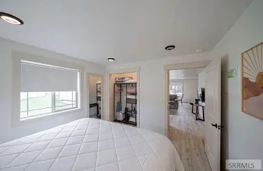 Bedroom suite 4