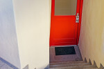 Apt 7 - Eingangstreppe