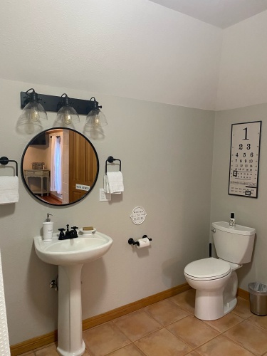 Bedroom 3, Bathroom