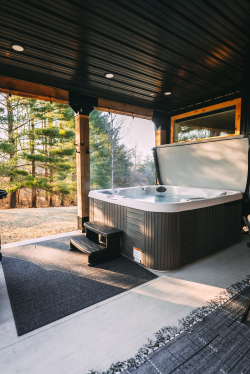Outdoor covered hot tub