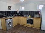 The kitchenette is fully equipped for both short and extended stays. Featuring an oven, microwave, fridge/freezer, kettle, toaster, and a washer/dryer, it offers everything you need to cook, store, and freshen up. Tea, coffee, and sugar are provided to help you settle in from the moment you arrive.