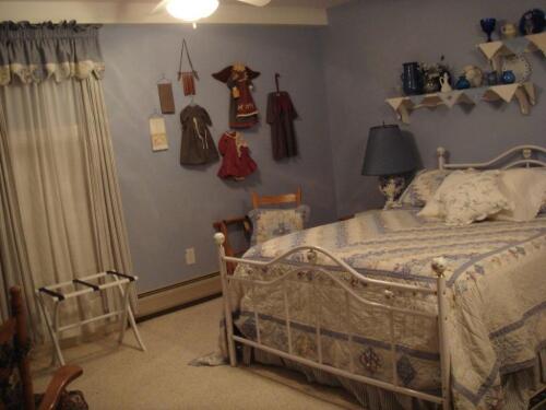 Guestroom Whitlock Room