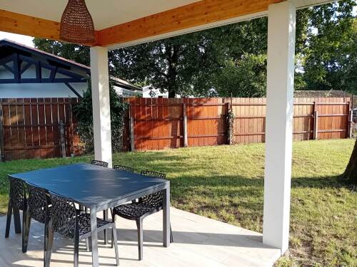 Terrasse sur jardin privatif