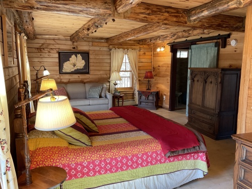 Double room-Ensuite-King-Garden View-Master Bedroom Bear - Base Rate