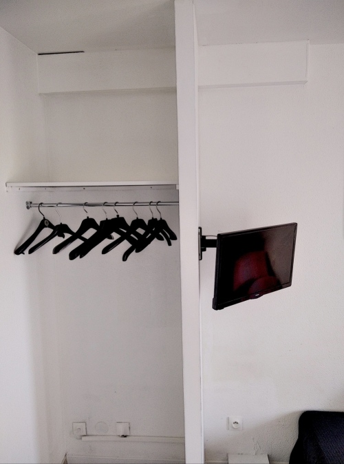 penderie et rangements dans le salon 