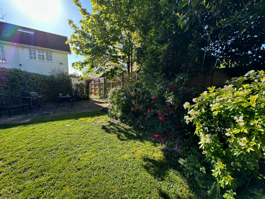 Private, secluded and enclosed rear garden, Riverwalk Apartment North
