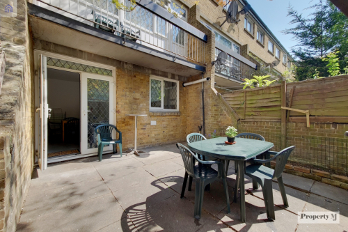 Shared house garden 
