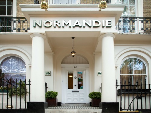 Normandie Hotel - Hotel Front