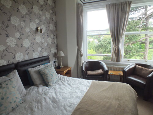 Double or Twin-Superior-Ensuite with Shower-Room 3 - Base Rate