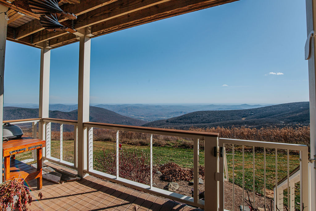 Firefly on The Ridge