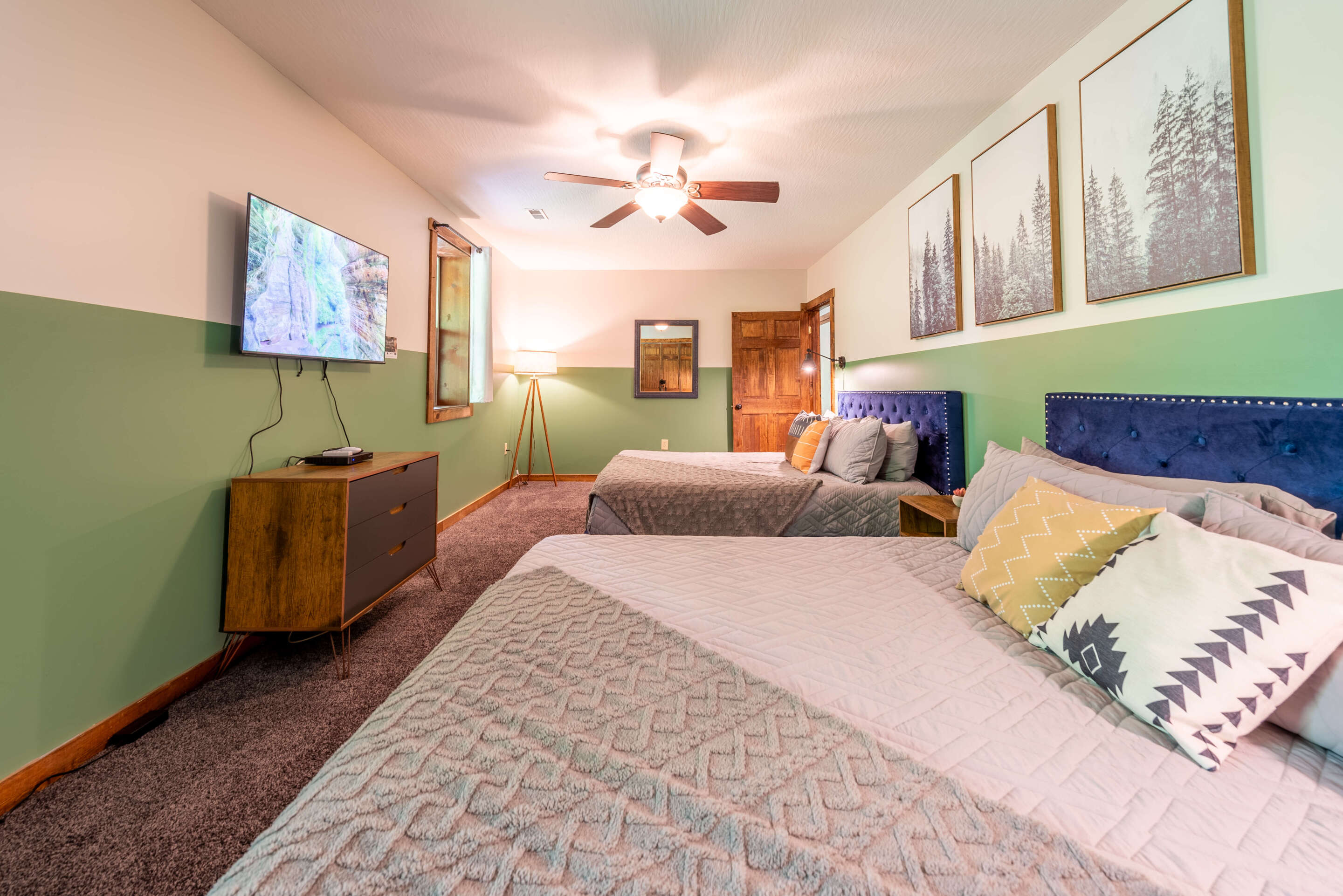 Majestic Lodge | Photo 23