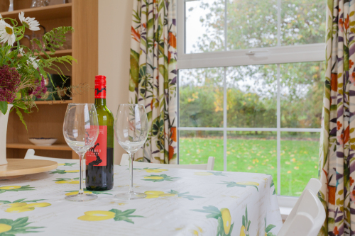 Bungalow-Ensuite with Bath-Countryside view - Base Rate