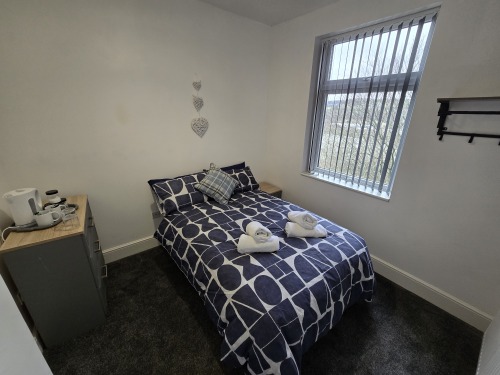 Room 2 Double Bedroom 