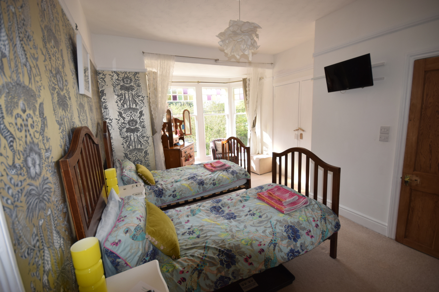 Newberry Beach Lodge, Combe Martin Homepage