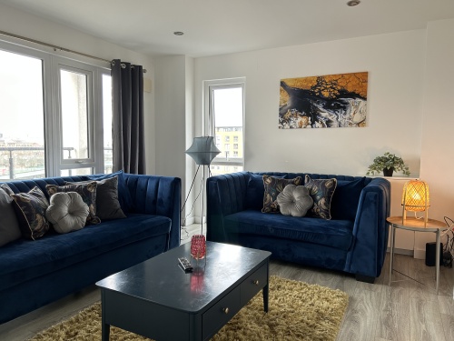 Central Belfast Apartments: Sandford - 5 Occupancy - Lounge