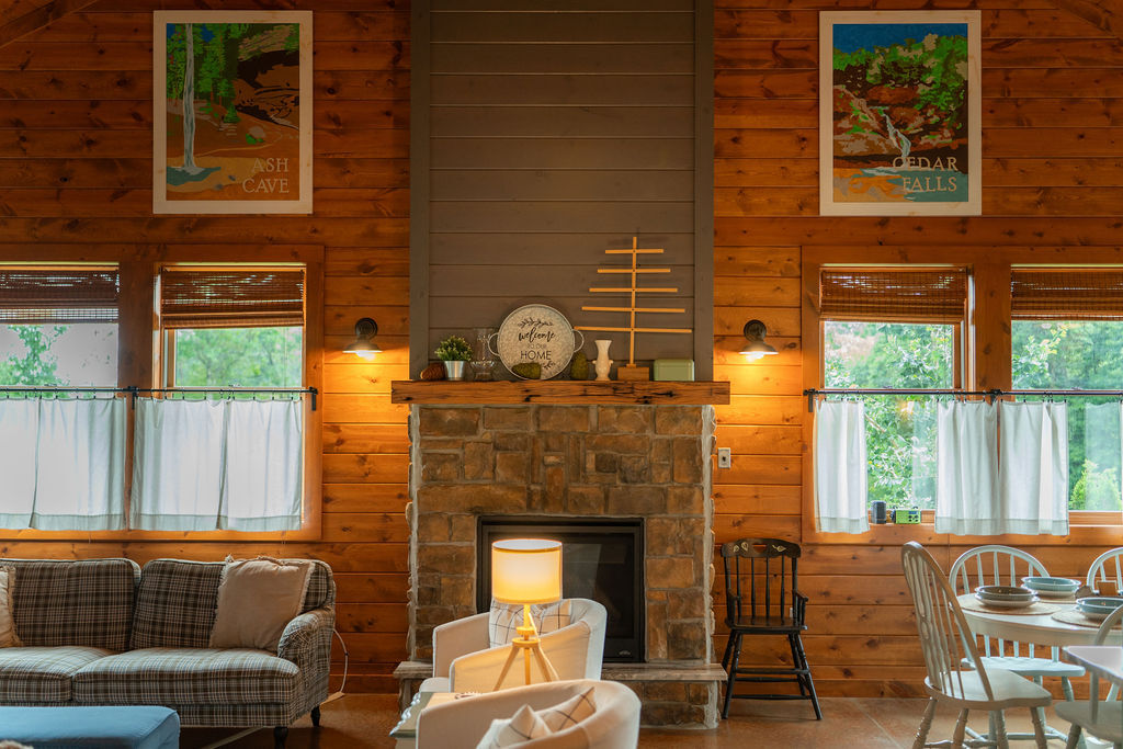 The Farmhouse on Barton | Photo 10