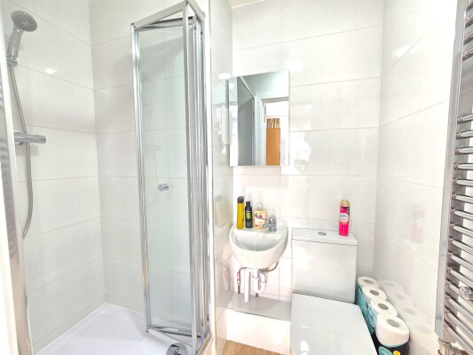 Bathroom 4