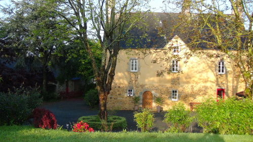 arrière maison principale