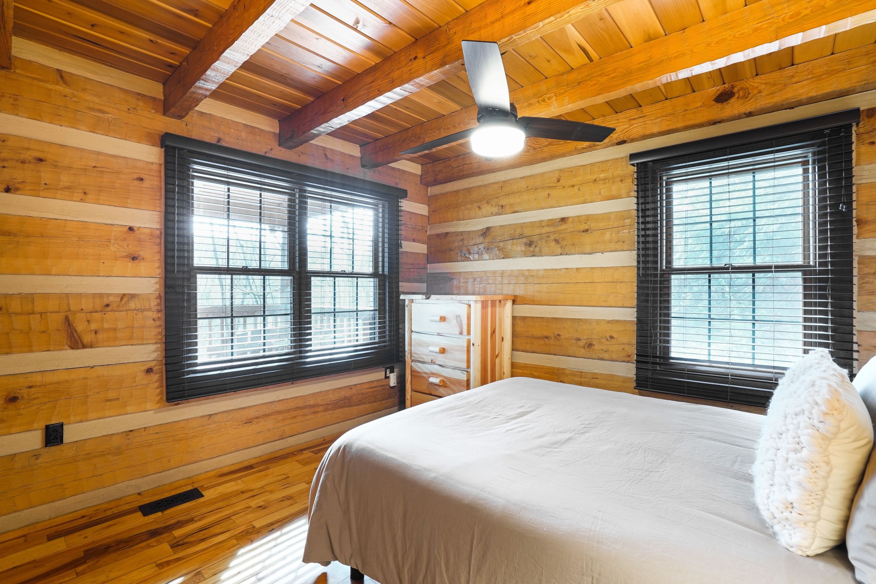 Hemlock Log Cabin | Photo 11