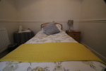 En-suite single room